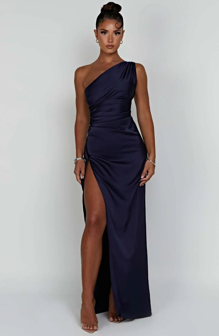 Asymmetrische Elegante Avondjurk met Hoge Split - One Shoulder Maxi Dress