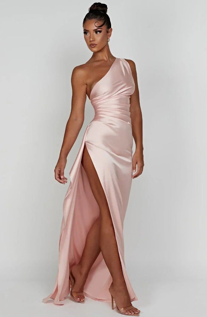 Asymmetrische Elegante Avondjurk met Hoge Split - One Shoulder Maxi Dress