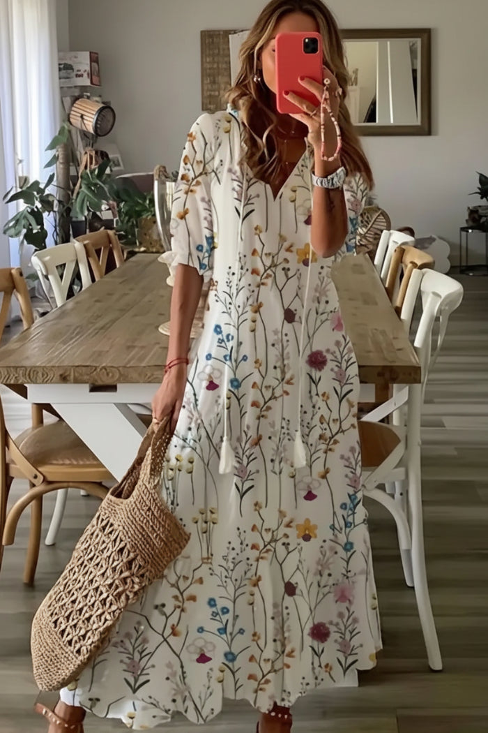 Dames Maxi Jurk met Halflange Mouwen - V-hals met Kwastjes en Gelaagde Rok