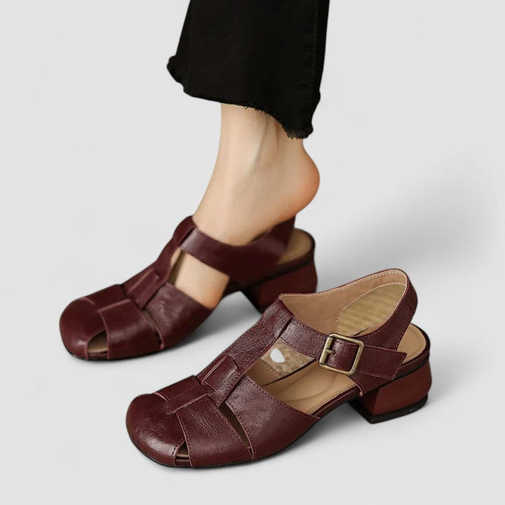 Dames Slingback Sandalen met Gesloten Neus - T-band en Geweven Blokhak
