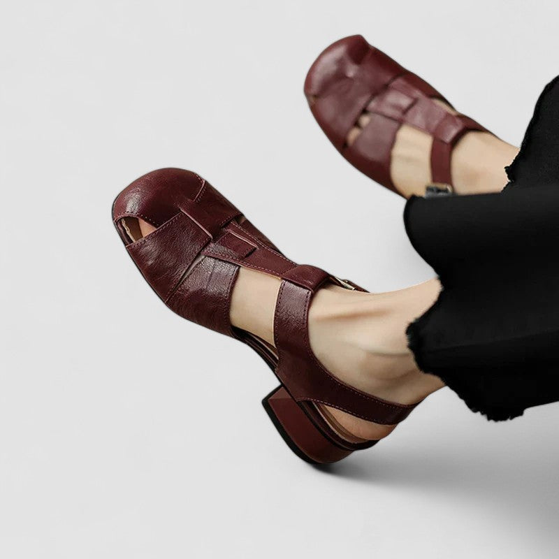 Dames Slingback Sandalen met Gesloten Neus - T-band en Geweven Blokhak
