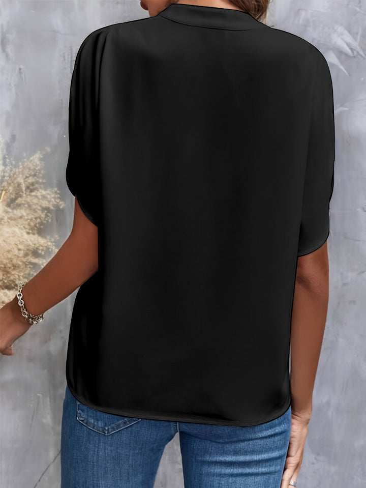 Elegante Blouse met V-hals en Korte Mouwen