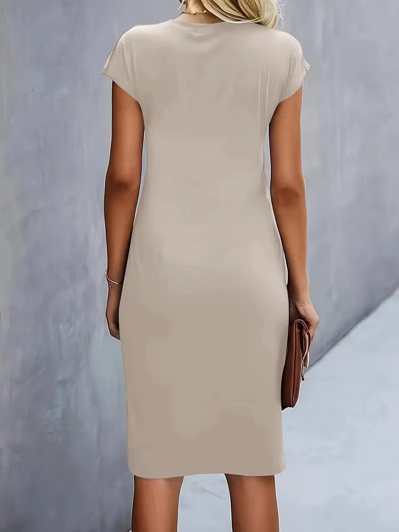 Elegante Midi Jurk met Gedrapeerd Detail en Korte Mouwen
