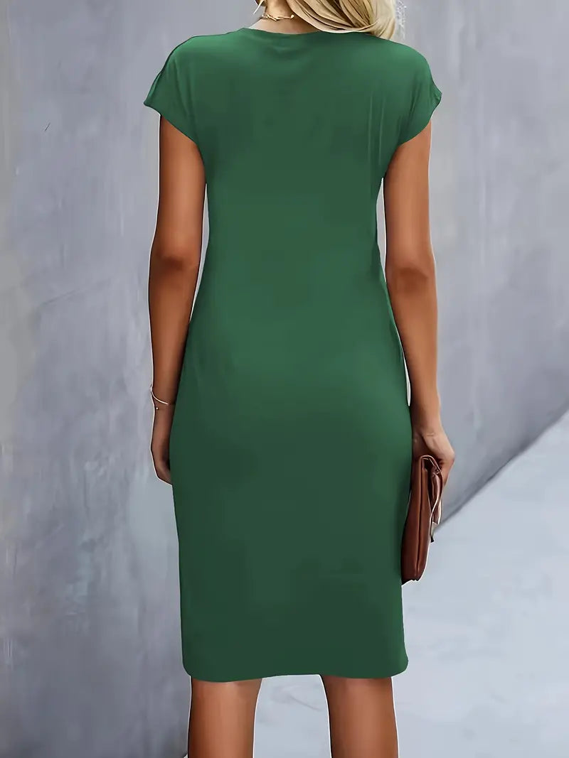 Elegante Midi Jurk met Gedrapeerd Detail en Korte Mouwen