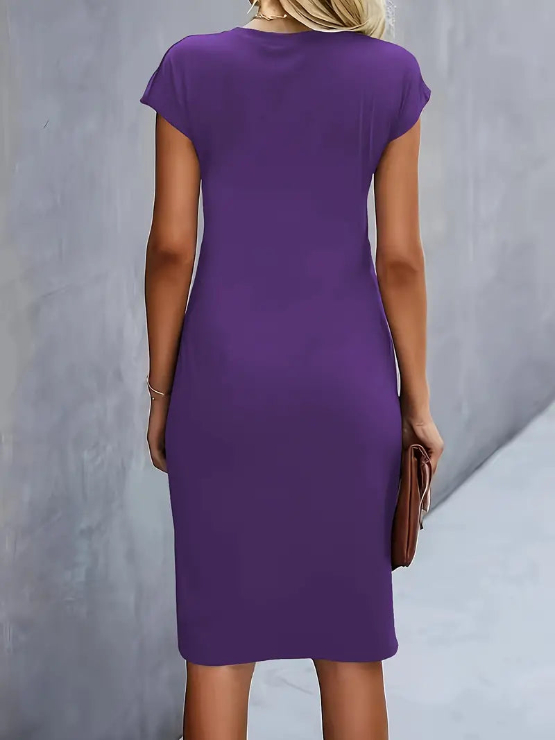 Elegante Midi Jurk met Gedrapeerd Detail en Korte Mouwen
