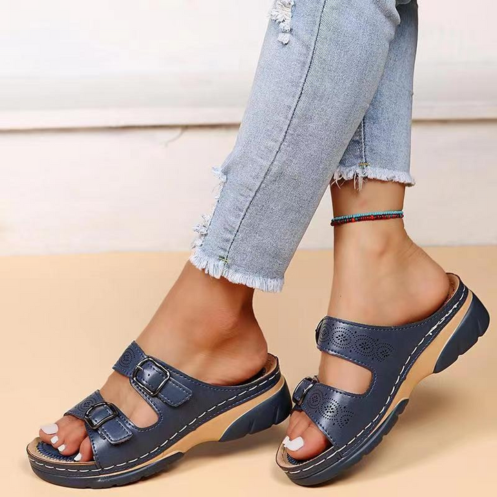 Instap sandalen met dubbele gesp en open teen – casual slippers met stevige zool
