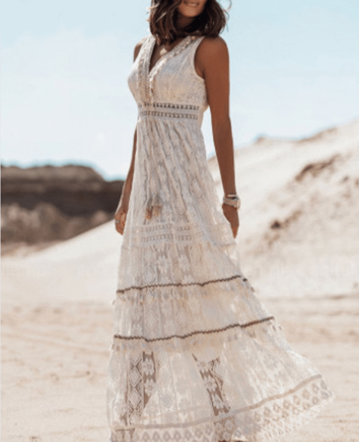 Maxi jurk met kant en V-hals – luchtige jurk met elegante details