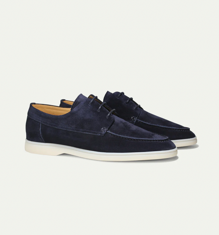 Mocassins met Veters en Witte Zool