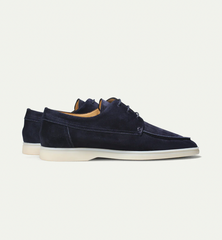 Mocassins met Veters en Witte Zool