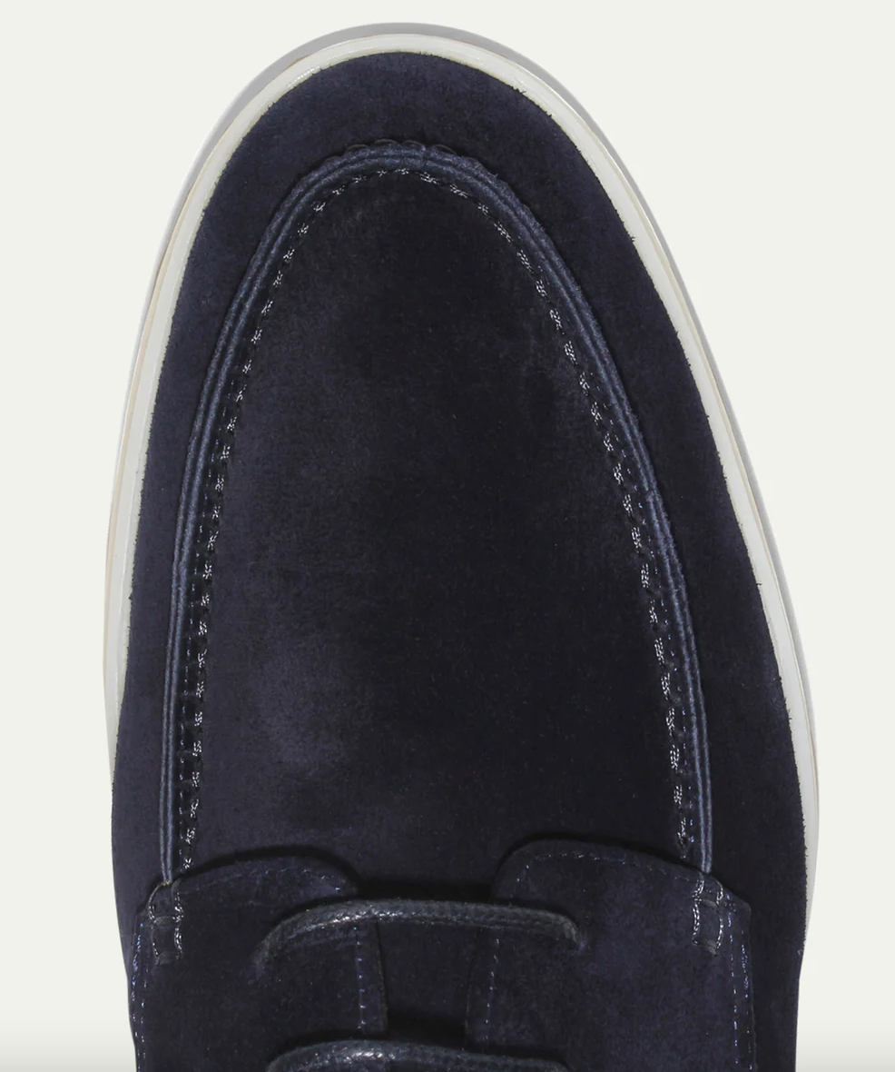 Mocassins met Veters en Witte Zool