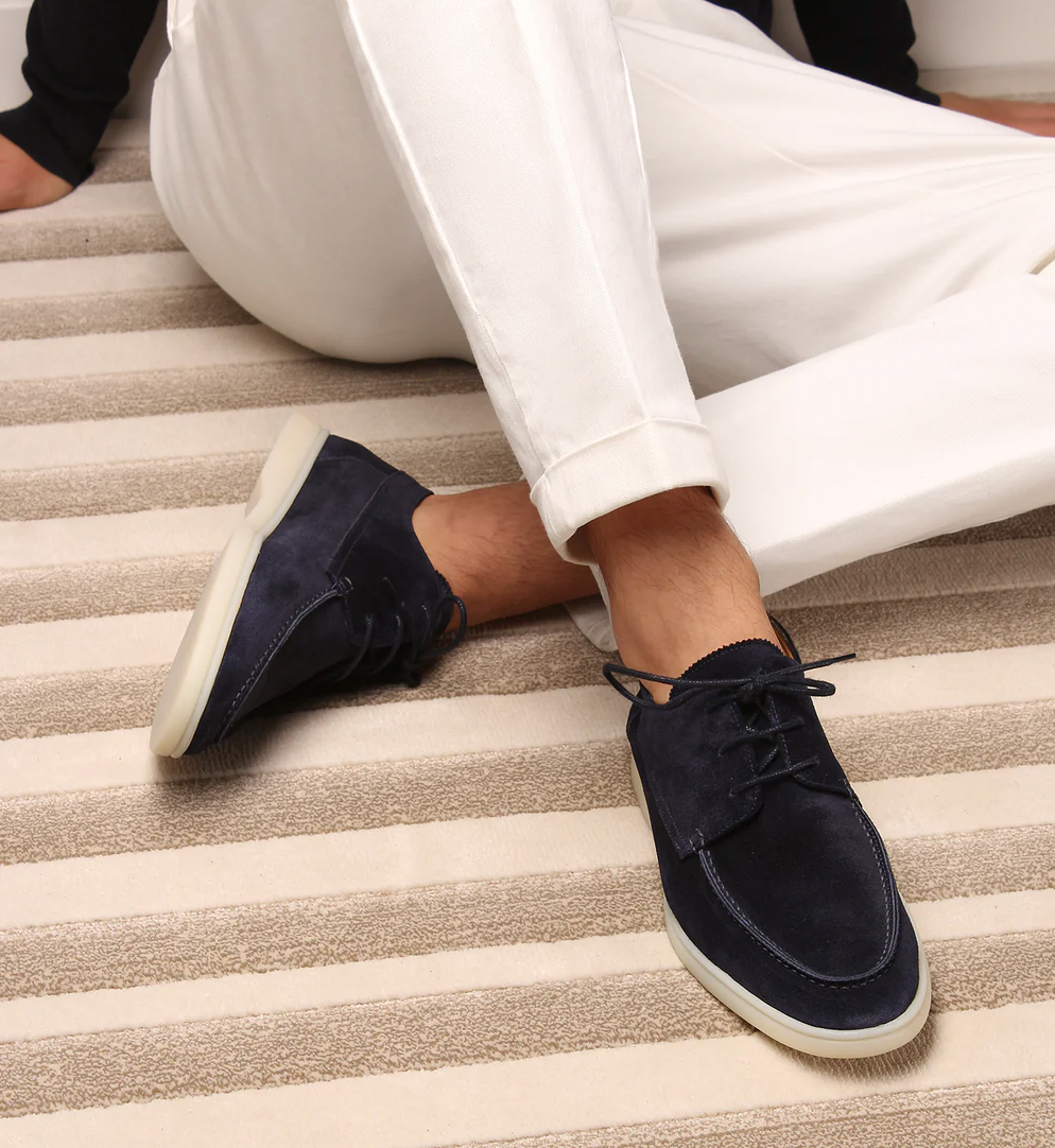 Mocassins met Veters en Witte Zool